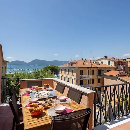 La Terrazza Sul Golfo Apartamento *