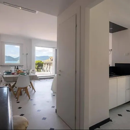 Lägenhet La Terrazza Sul Golfo Lerici